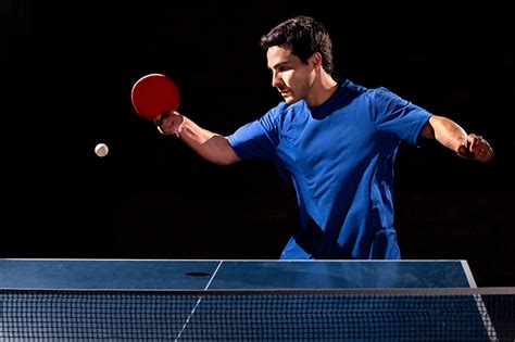 2.01 the table 2.01.02 the upper surface of the table, known as the playing surface, shall be rectangular, 2.74m long and 1.525m wide. The Most Famous Table Tennis Players Of All Time - Custom ...