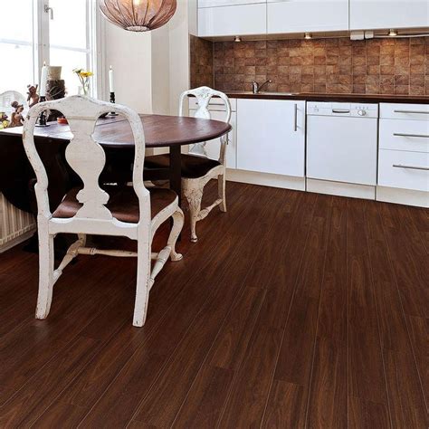 Trafficmaster laminate flooring is a budget flooring made by shaw industries for distribution exclusively through the home depot. TrafficMASTER Allure Plus 5 in. x 36 in. Cedar Wood ...