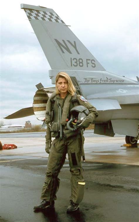F 16 Woman Pilots