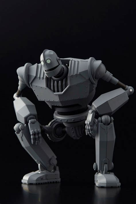 Toyhaven 1000toys Presents The Riobot Iron Giant Fully Articulated