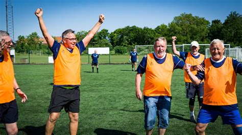 To be 70 years young is sometimes far more cheerful and hopeful than to be 40 years old, said oliver wendell holmes, jr., a prominent united states supreme court justice. 55- to 70-year-old women and men with prediabetes get ...