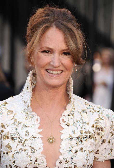 Download Actress Melissa Leo White Lace Dress Wallpaper