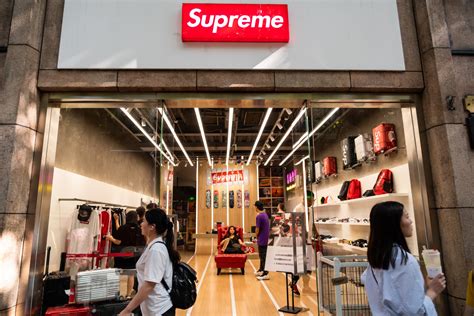 Supremes Biggest Brand Moments A Decade In Review Complex