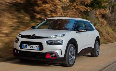 The citroën c4 cactus is a subcompact crossover suv, produced by french automaker citroën in spain between april 2014 and december 2017. Citroën C4 Cactus prova, scheda tecnica, opinioni e ...
