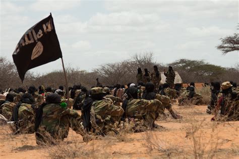 Exclusive Al Shabab Moves In On Central Somalia Al Jazeera
