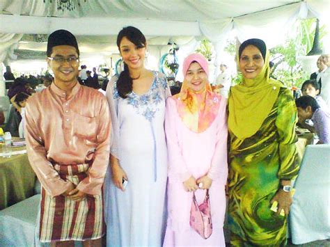 Nasimuddin was born to a minangkabau ancestry. MYARTIS.COM | MYARTIS | MY | ARTIS: KANDUNGAN 6 BULAN ...