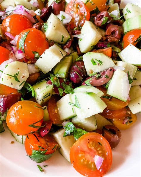 Easy Mediterranean Chopped Salad — Macros With Lil