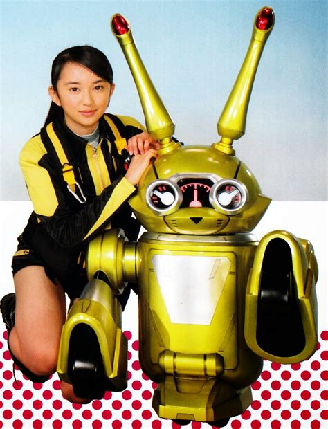 Spielvan Yoko Usami Yellow Buster Arisa Komiya Tokumei Sentai Go