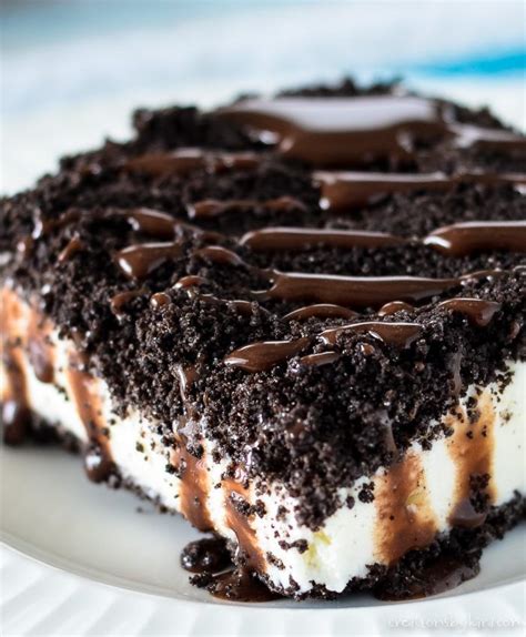 Easy And Delicious Frozen Oreo Dessert Everyone Loves This Oreo Ice