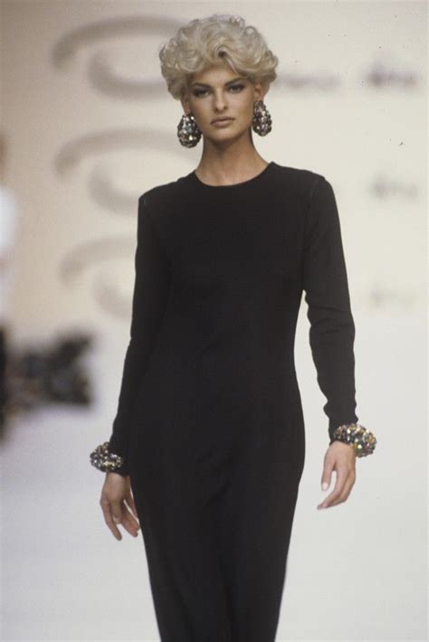 Oscar De La Renta Fall 1991 Linda Evangelista Fashion 80s Fashion