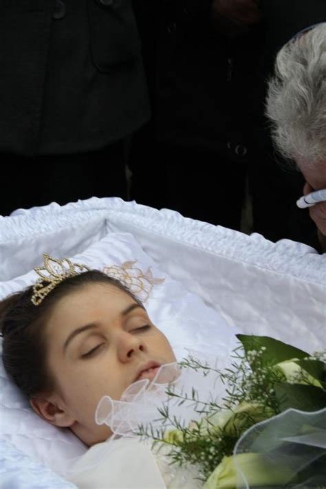 Andreea Brazovan In Her Open Casket During Her Funeral Dead Bride