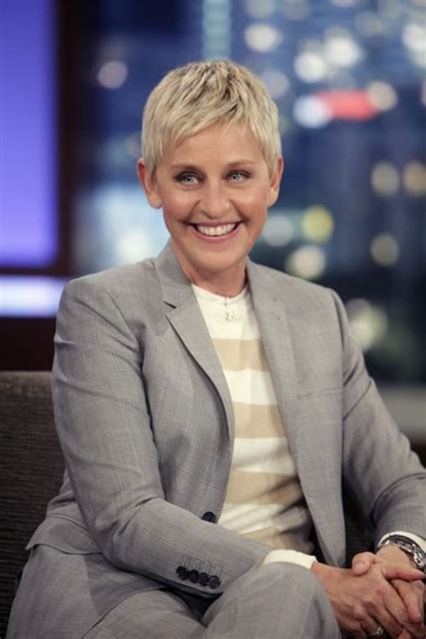 Ellen Degeneres Delightful Oscars Promo Will Make You Feel Better About Life Glamour
