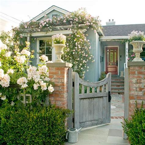 Main gate color ideas | front gate for house gate design: Curb Appeal: 3 Memorable Exteriors - The Inspired Room