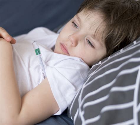 Grypa i przeziębienie u dziecka przyczyny objawy leczenie Strefa
