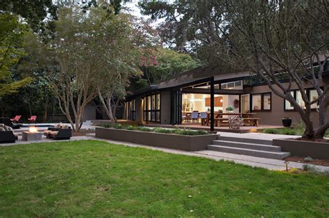 A Mid Century Modern House In California Gets A Remodel Contemporist