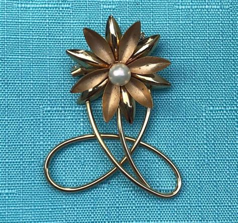 Atomic Swirl Flower Pin Floral 1960s Brooch Goldtone Etsy