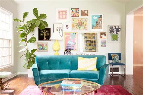 Personalize Your Space With A Gallery Wall Hgtvs Defend The Trend