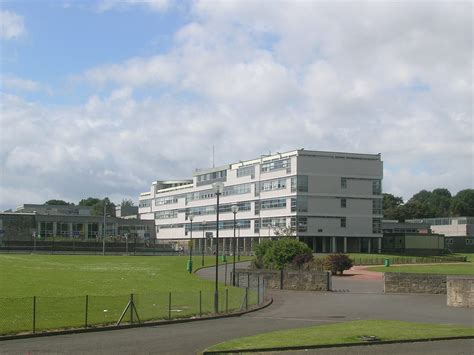 Filebalwearie High School Kirkcaldy Wikipedia
