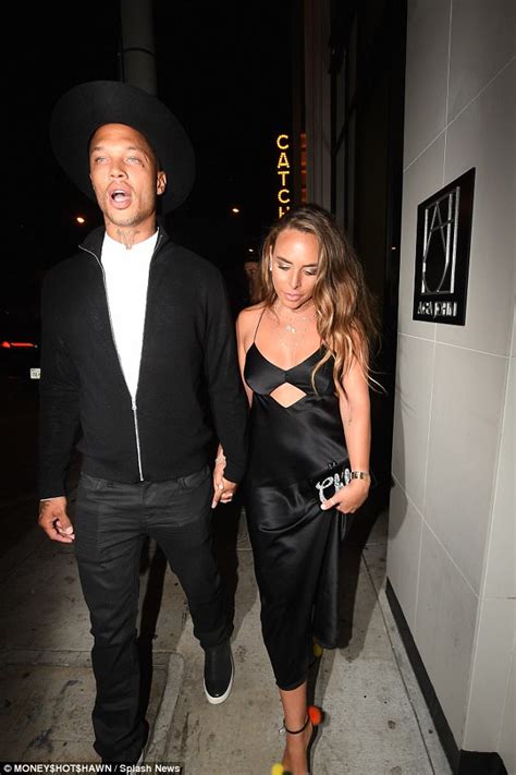 Chloe Green Steps Out Hand In Hand With Jeremy Meeks Daily Mail Online