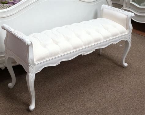 Use them in commercial designs under lifetime, perpetual & worldwide rights. Tufted White Bench | Bedroom Glamour | Pinterest