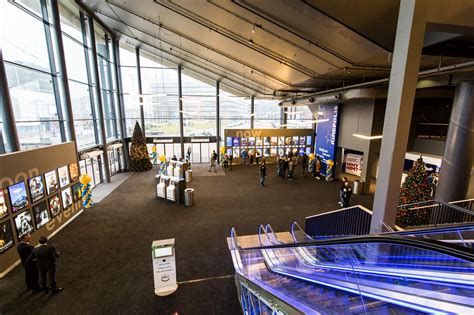 The kinepolis group is a belgian cinema chain formed in 1997 as a result of the merger of two family cinema groups, bert and claeys, and has been listed on the stock exchange since 1998. Over Kinepolis | Kinepolis Group