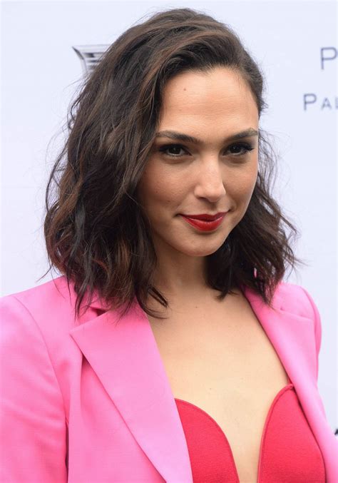 Her parents are irit, a teacher, and michael, an engineer. GAL GADOT at Variety's Creative Impact Awards in Palm Springs 01/03/2018 - HawtCelebs
