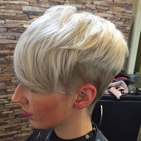 Short hairstyle with long fringe and dimensional hair color. 21 Stunning Long Pixie Cuts - Short Haircut Ideas for 2019