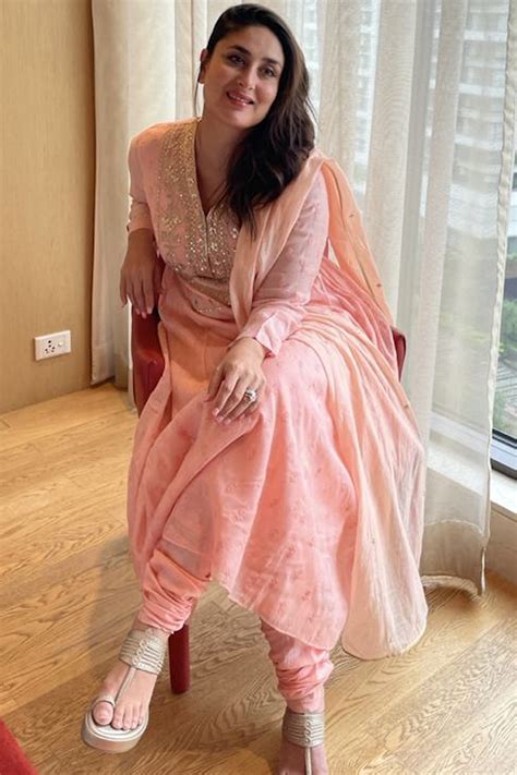 Kareena Kapoor Khans Romantic Blush Pink Anarkali Is A Versatile Piece You Can Wear Anywhere
