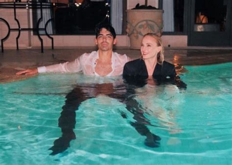 Is Sophie Turner Pregnant New Reports Suggest Sophie And Joe Jonas Are