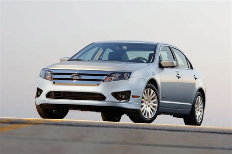 2010 Ford Fusion Hybrid Trims And Specs Carbuzz