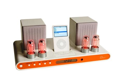 Iclassic Ipod 30 Pin Docking Radio Alarm 10 Watts Speaker Docking Station
