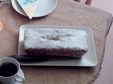 Sahne aufkochen, über die kuvertüre gießen. Griechischer Joghurt - Kuchen (Rezept mit Bild) von Momo73 ...