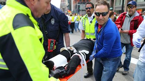Marathon Bystanders Quick To The Rescue Photos Abc News