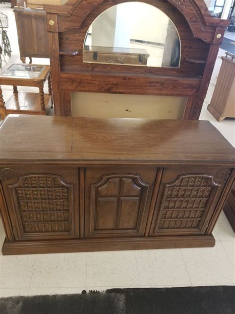 Vintage stereo cabinets for sale. Vintage Magnavox wooden stereo console cabinet turntable 8 ...