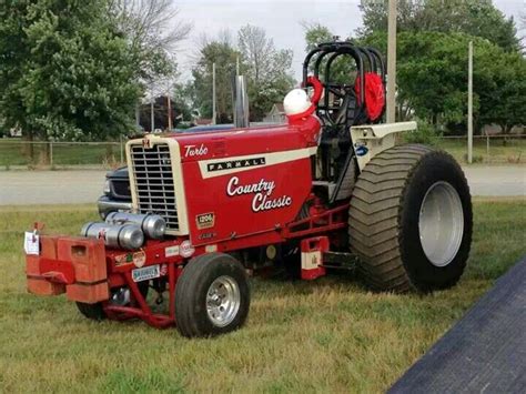 Farmall 1206 Pulling Tractor Tractors Truck And Tractor Pull