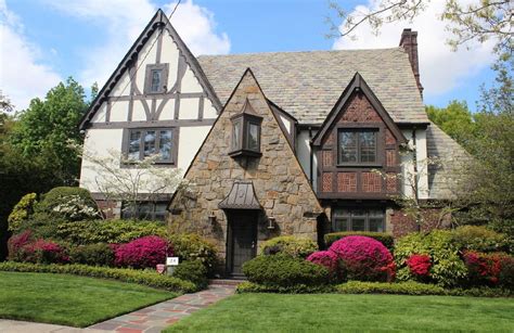 20 Tudor Style Homes To Swoon Over Tudor Style Homes Architecture
