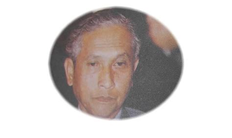 அப்துல் அஸீஸ் பின் அப்துல் ரஹீம், romanized: POKOK & TOKOH: AB. AZIZ ABDUL RAHMAN TAN SRI