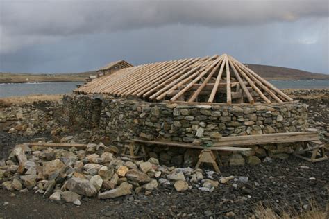 Vikings lived in a long, narrow building called a longhouse. theartsdesk in the Shetlands: Seasick Vikings | The Arts Desk