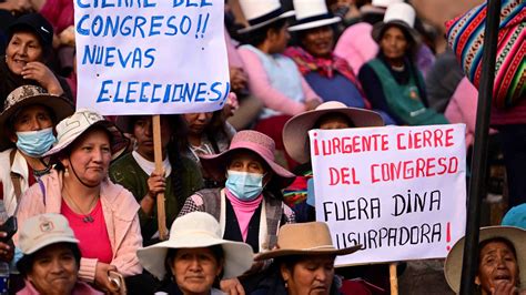 El Congreso de Perú aprueba el adelanto de las elecciones para abril de