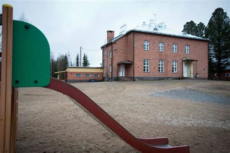 Vanha sairaala, koulu ja lämpölaitos myynnissä - näistä rakennuksista Kuopio luopuu nyt | Savo ...