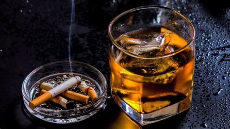 Kebiasaan Merokok Dan Minum Alkohol Picu Osteoporosis Lebih Dini Yesdok