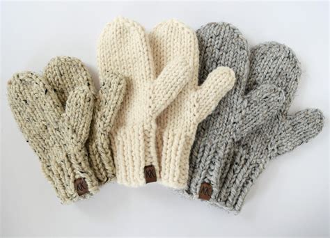 Magic Mittens Combines A Classic Mitten Style With Super Bulky Yarn For