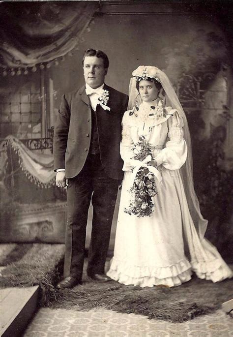 Wedding In Early Photography 33 Lovely Photos Of Just Married Couples