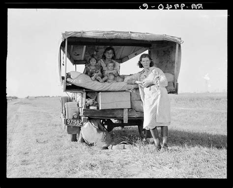 Iconic Photographer Dorothea Langes Summers In The Texas Dust Bowl