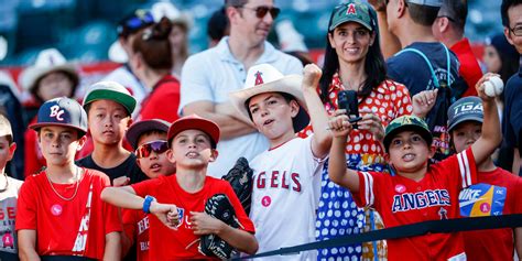 Number Of Young Mlb Fans Rising