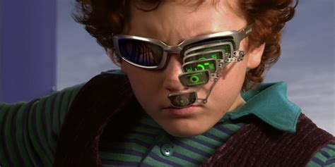 Lets Zoom In For A Closer Look At The Spy Kids Meme Thats Making A