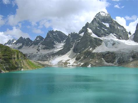 Natural Beauty Of Kashmir Valley Unusual Places