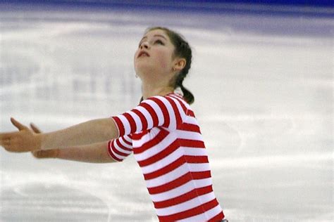 Yulia Lipnitskaya La Gran Promesa Del Patinaje Mundial Se Retira Por