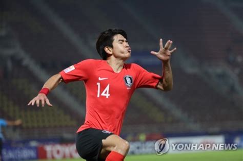 1896년 하계 올림픽과 1932년 하계 올림픽을 제외하고 남자 축구 종목이 포함되었다. 도쿄올림픽 남자축구 본선행 티켓 16장 가운데 11개국 확정 | 한경 ...