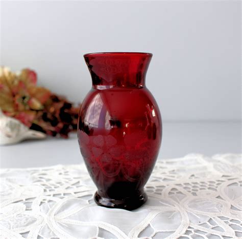 Ruby Red Anchor Hocking Glass Vase Antique Dark Red Flower Vase Ruby Vase Decorative Vase